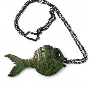 Vintage 1970s Green Articulated Fish Necklace